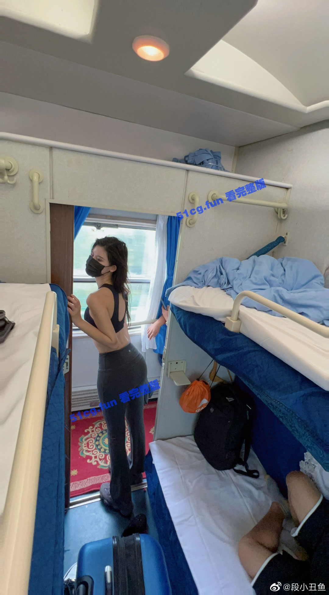 008qOAnqgy1h5bi417h3dj30u01i6tki.jpg