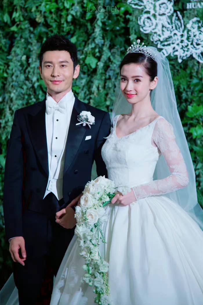 Angelababy杨颖，疑似吸毒后玩剧本杀，又哭又笑