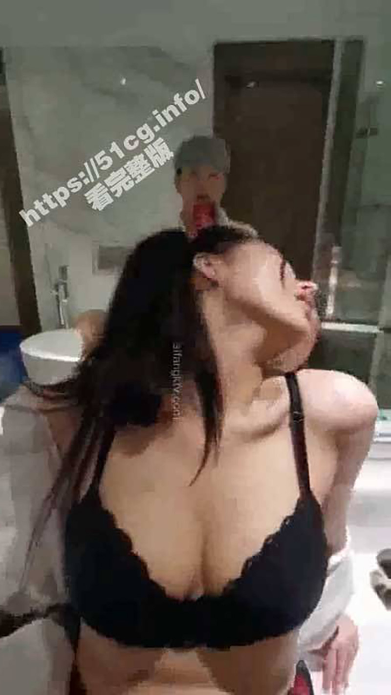 Rdownload-1.jpg