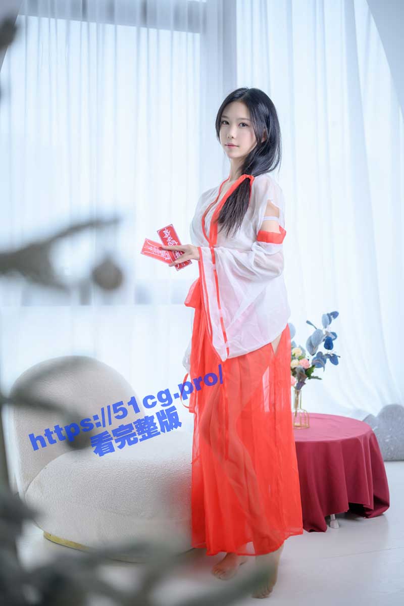 抖娘利世 最新定制私拍《私人驱邪》展现完美身材
