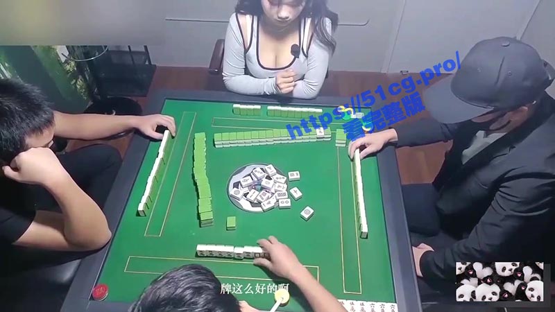 大胸妹麻将肉偿！乖巧的大胸妹麻将输了当场肉偿！【剧情】