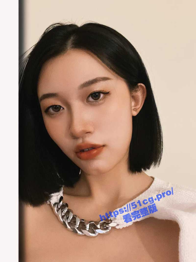 精品反差 极品性感白虎御姐 私下却是SM爱好者 被渣男干得翻白眼