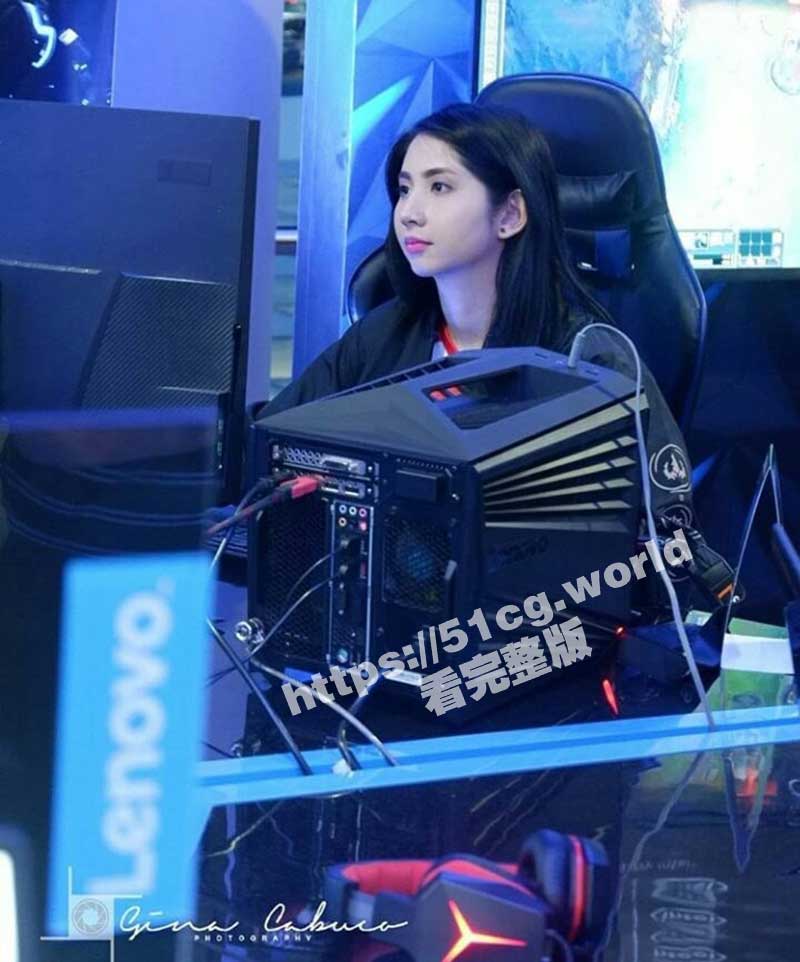 最新泄密 LOL电竞女神与土豪直播私密自慰视频流出