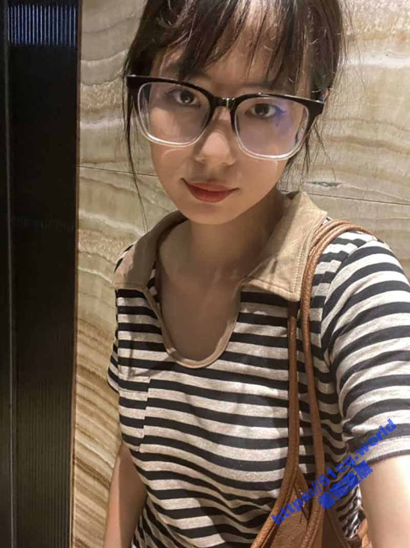 微博 啾咪酱学姐 眼镜骚娘 广西玉林极品模特福利姬