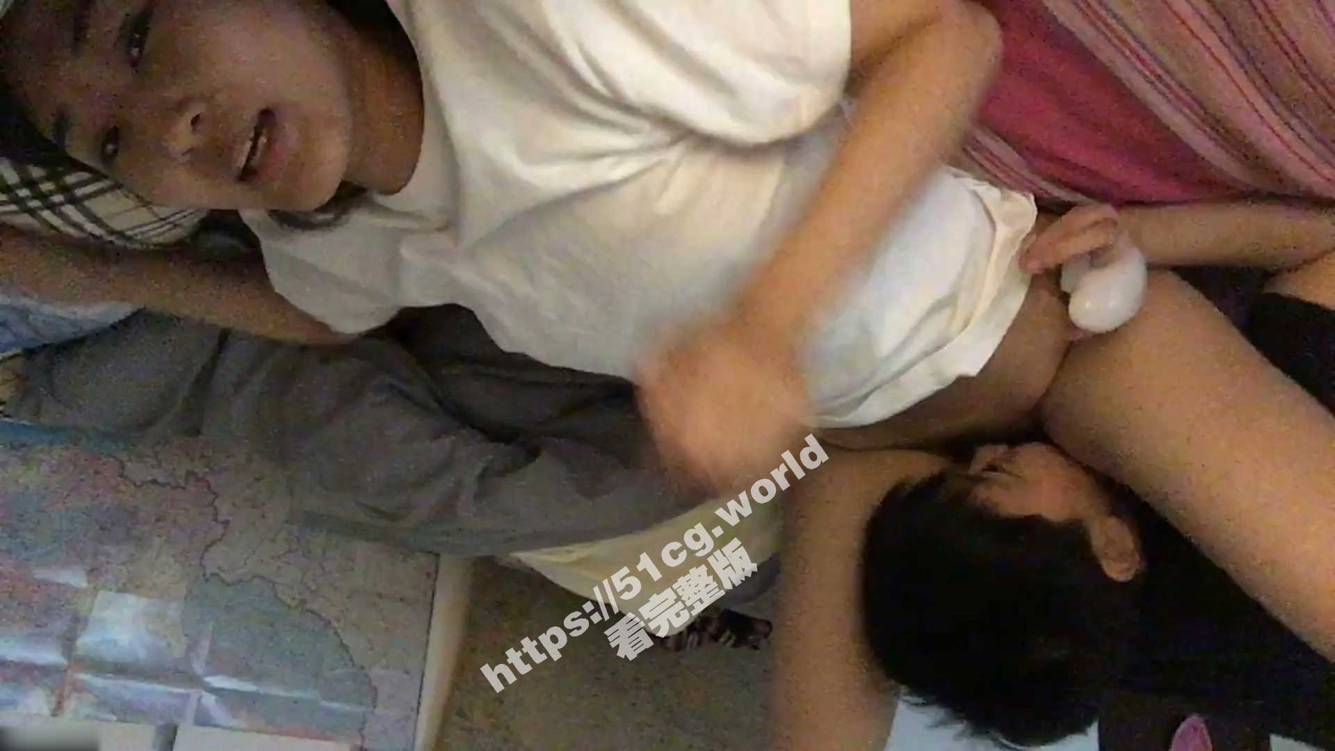 国产自拍！国产加藤鹰疯狂抠女友 由平静到高潮 尖叫不停呻吟声销魂