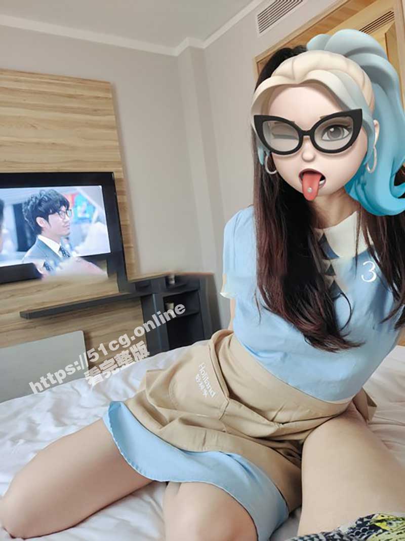 FnaDmixagAAkbVM.jpg