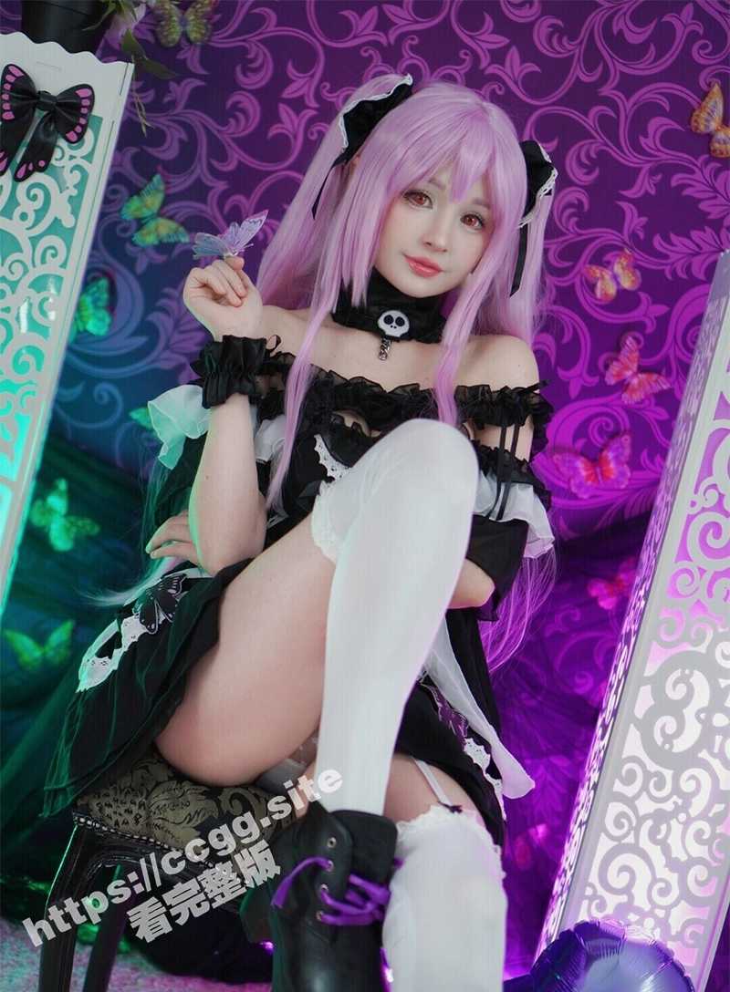 混血Coser女神 HidoriRose 福利私拍爆乳制服学妹的热穴 白虎嫩穴紧致诱人！