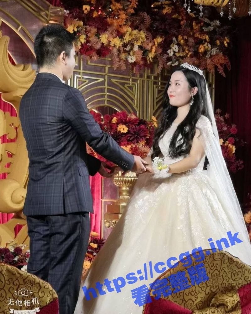 保定微胖导游小少妇偷情 结婚前夕跟老公的哥们在酒店里玩内射 口活真好 真刺激