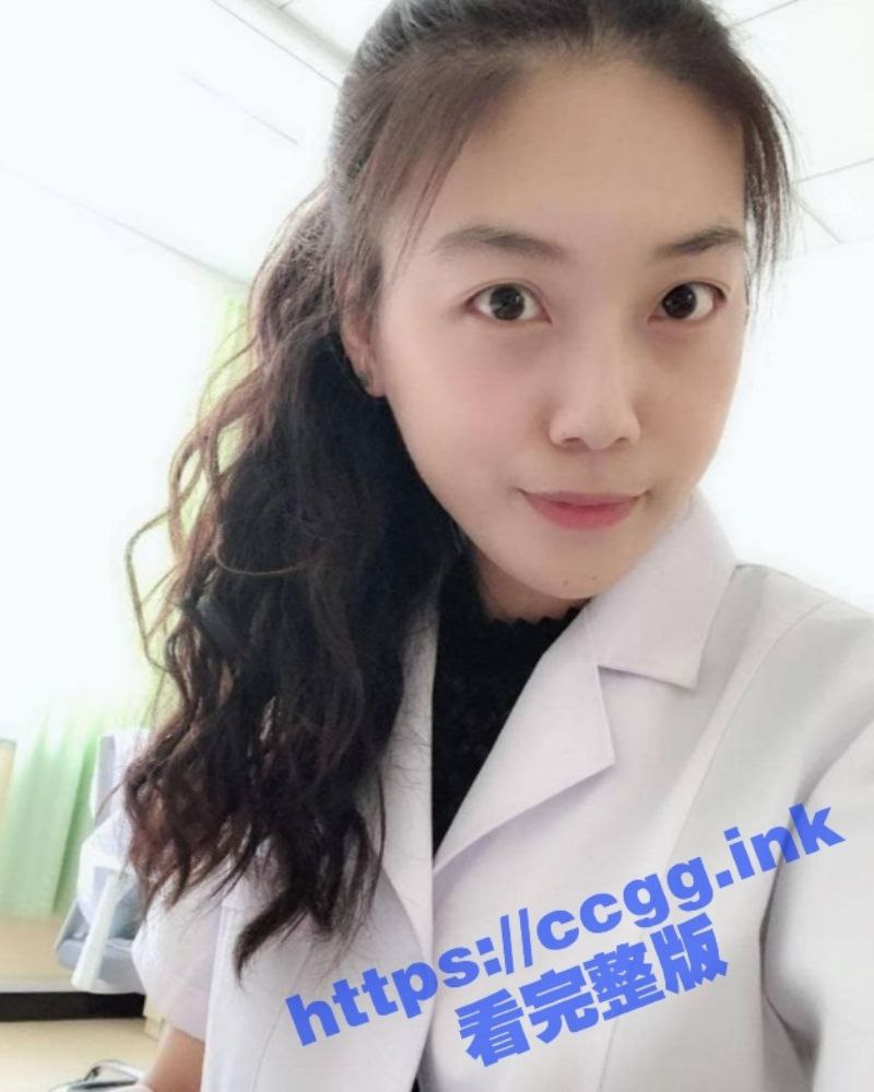 南京博韵口腔医生【赵敏】很骚的反差婊 老公不在家 天天带炮友回家偷情 口活不错！