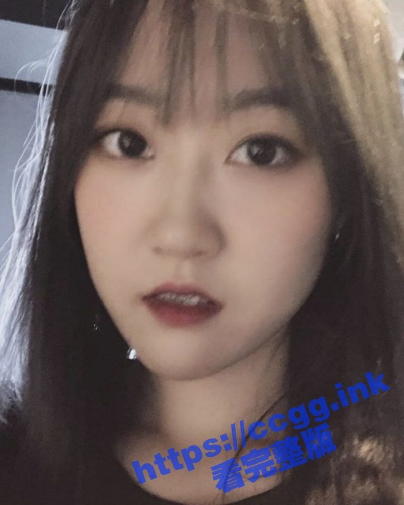 杭州滨江链家中介23岁少妇 李楠 自曝私拍求刺激 全部姿势都已解锁 骚母狗渴望群P！