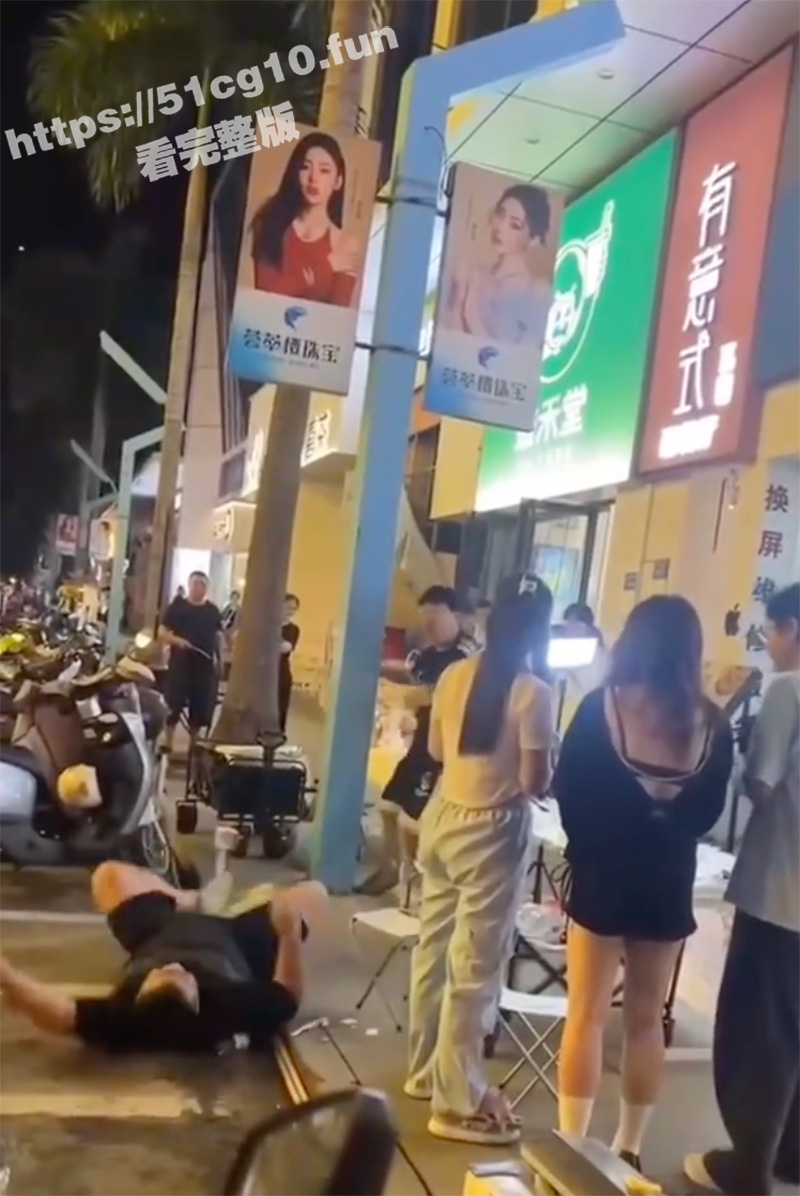福建 莆田 街头两男子冲突全过程 好看真精彩