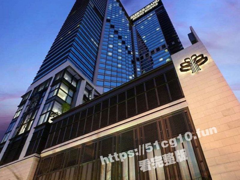 最有味道的米线！香港港岛海逸君绰酒店 女子酒店浴池一边吃米线 男子一边舔女下体