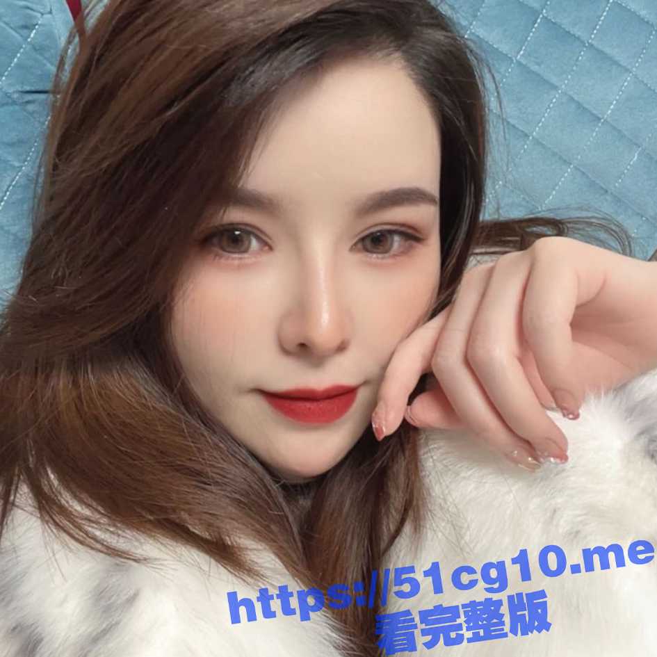 成都美发店老板娘 王语嫣 背着老公网上约炮 现实中很保守床上竟然这么骚！