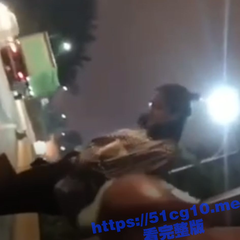 公共场合打飞机合集 还有在派出所打飞机的 真是小刀拉屁股 开眼了