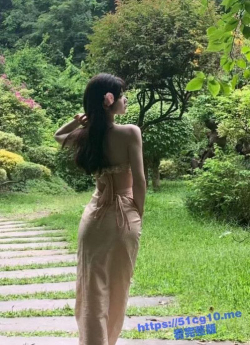 你的女神是有钱人的母狗！深圳车模女神 紫薇 高颜长腿极品身材 白虎粉穴绿茶婊不雅视频流出！