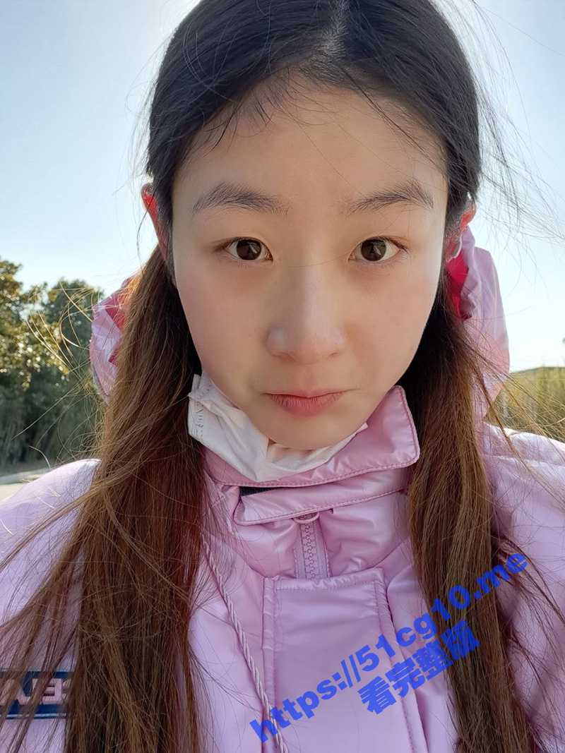 巨乳高颜值学生妹 祁林 大尺度自拍合集流出 娇躯白嫩紧穴风嫩堪称极品！