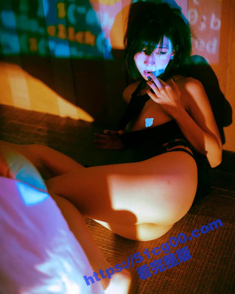 下載-1-1-819x1024.jpg