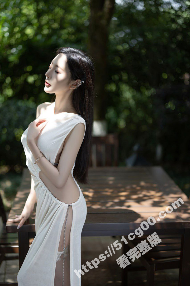 绮里嘉首次合体私拍尺度前所未有，极品性感三闺蜜终极姐妹花合体