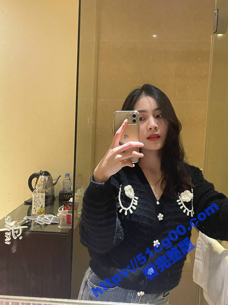 南京市 鼓楼区 高颜值 反差婊 齐玉 被前任投稿曝光流出