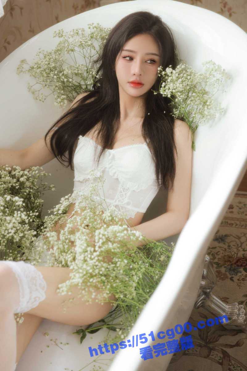 抖音超高颜值顶级妖女神 甄可可 最新性爱私拍 比女人还饥渴的超女神 男女通吃！