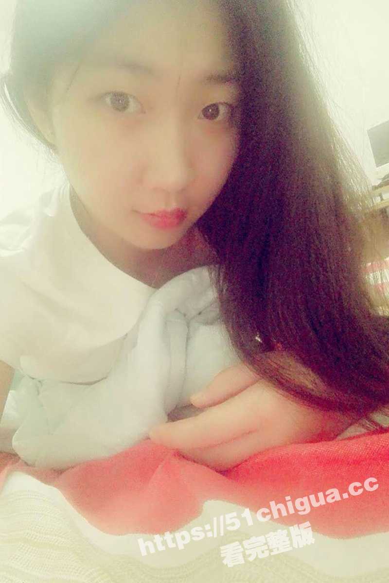 瓜友投稿 让大家一起欣赏一下他女朋友！东西不多但都是心意 挑逗小女友 贵在真实！