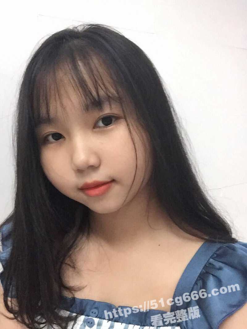 泰国曼谷大一学生妹 Modjeska 不雅自拍遭疯传！清纯娃娃脸泰妹和男友网调啪啪视频外流！