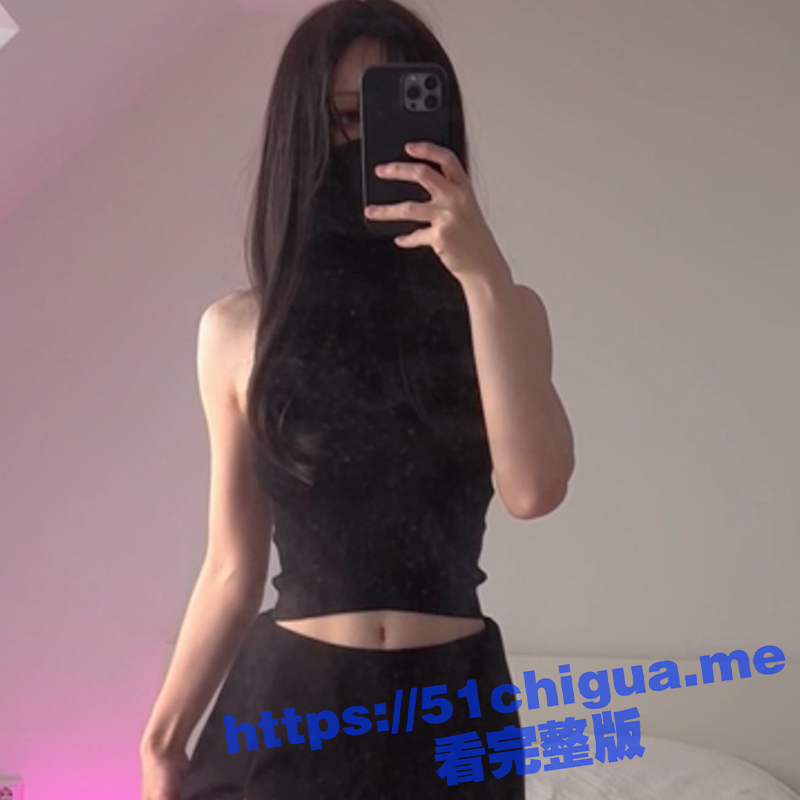 OnlyFans柚子猫YuZuKitty-新作-黑丝黑色情趣套装足交后啪啪后入 妥妥的榨精鸡