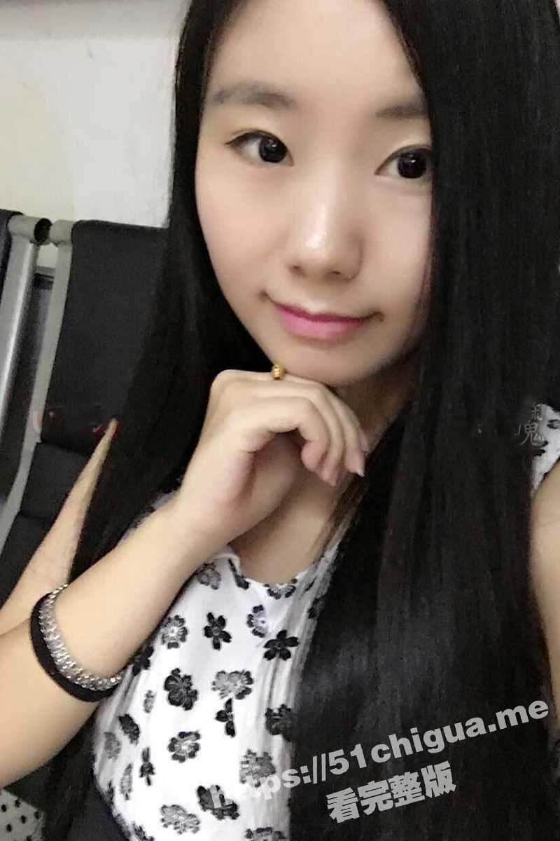 涉世未深单纯美女 月月 约见网友吃饭K歌玩骰子 期间被套路放料迷倒带到宾馆3p 扒光尽情玩弄无套内射