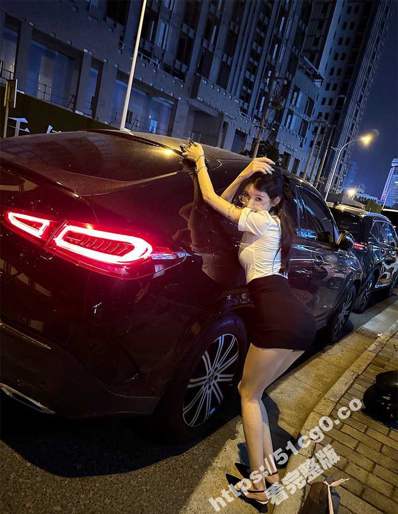 高颜模特身材气质网红女神 总在你背后TK 露脸淫乱私拍大合集
