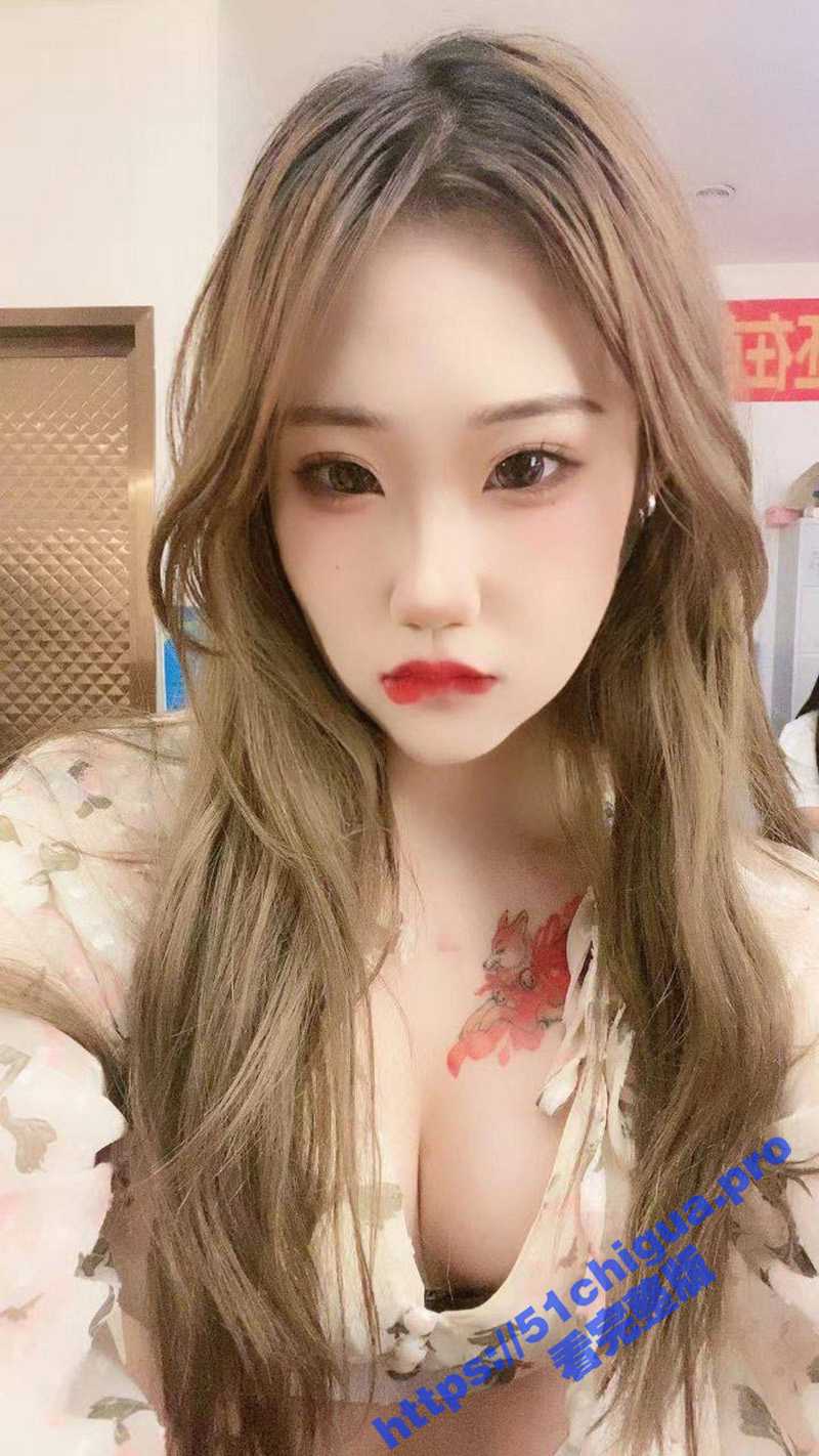 极品纹身美女反差婊母狗 被男友调教手铐口交深喉分手后投稿曝光