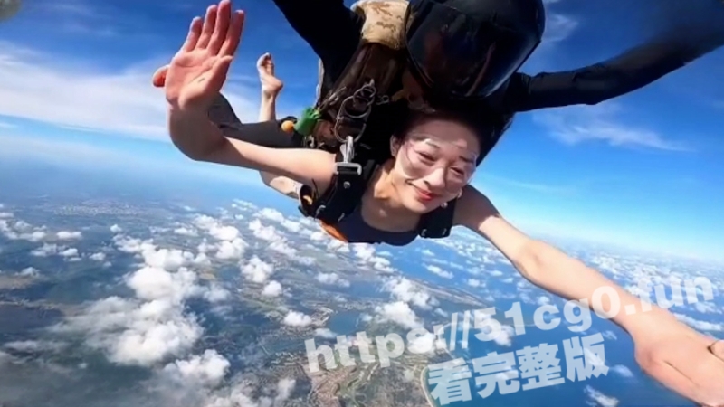 超级极品豹纹小姐姐被套路后主动口交无套做爱.00_00_16_18.Still088.jpg