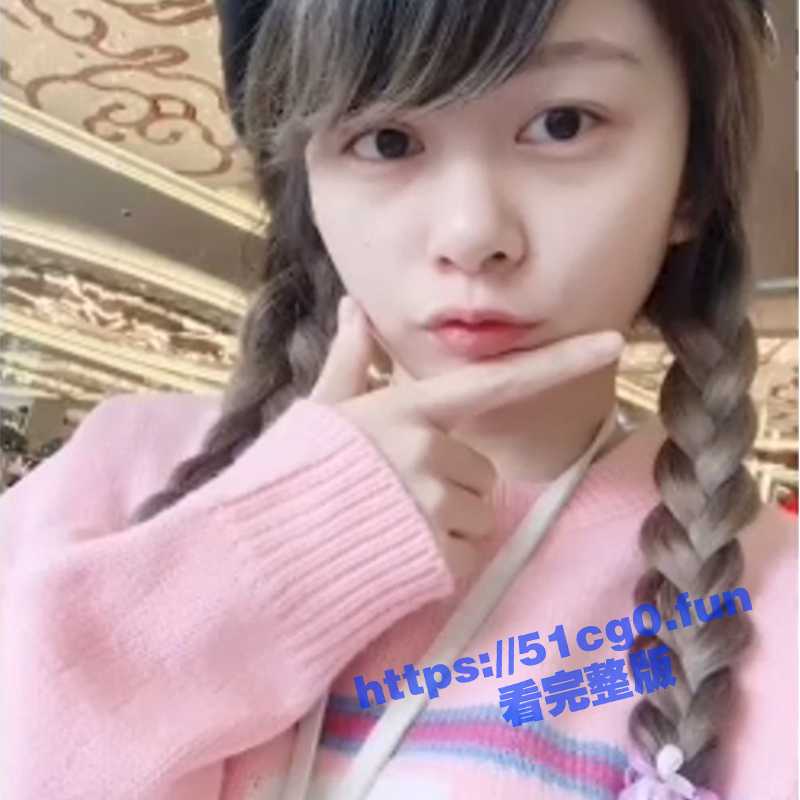 年纪轻轻就被操成了大黑逼！广州某高中生情侣私拍流出 妹子看着清纯实际可太骚了！