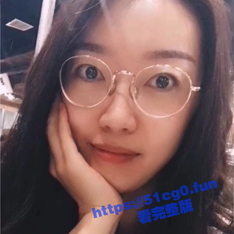 “我就要你操我 快射我嘴里！”济南教师张雪出轨门事件曝光！看着张老师骚起来的样子 好想操她！