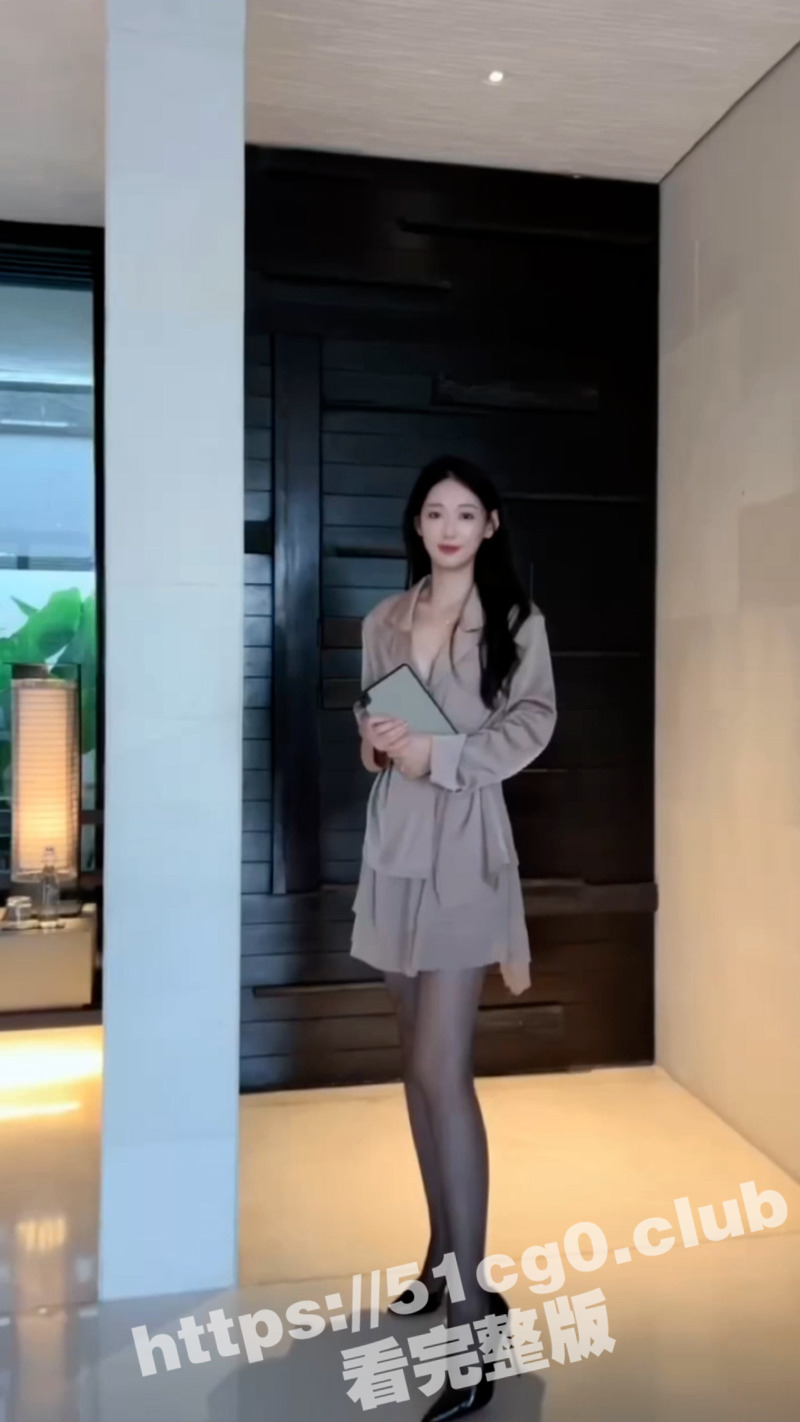 秀人网模特 唐安琪 私拍写真 全网唯一 露脸露点视频+打赏的透视露点
