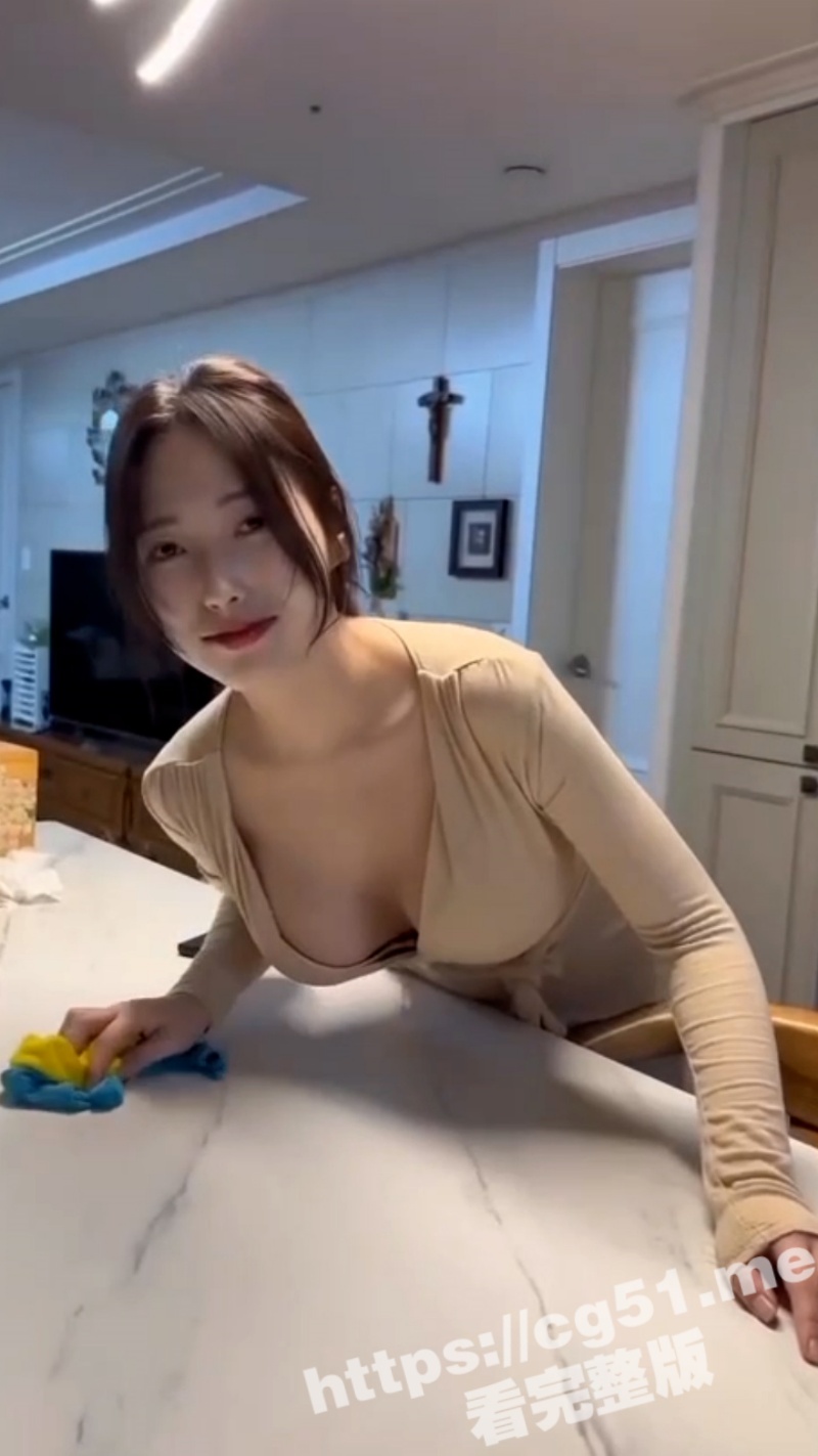 1 (10).jpg