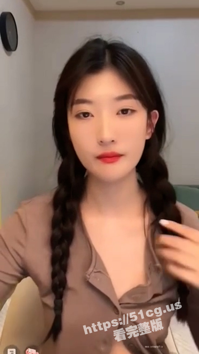 抖音颜值美女主播 媛猴 超大尺度漏三点视频被网友流出 没想到女神私底下那么风骚