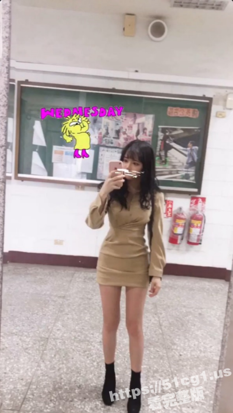 广州极品嫩妹 姚琪璐 和前男友私拍啪啪视频 被渣男分手后曝光！小蛮腰被无套后入甚是养眼！