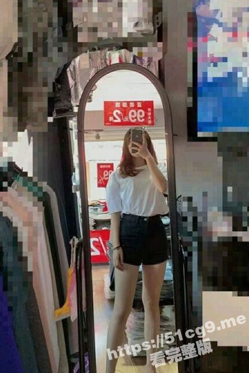 叔嫂乱伦 长腿嫂子丝袜控 和嫂子回老家喝喜酒 半路先操嫂子一次再回家 嫂子被操的语无伦次