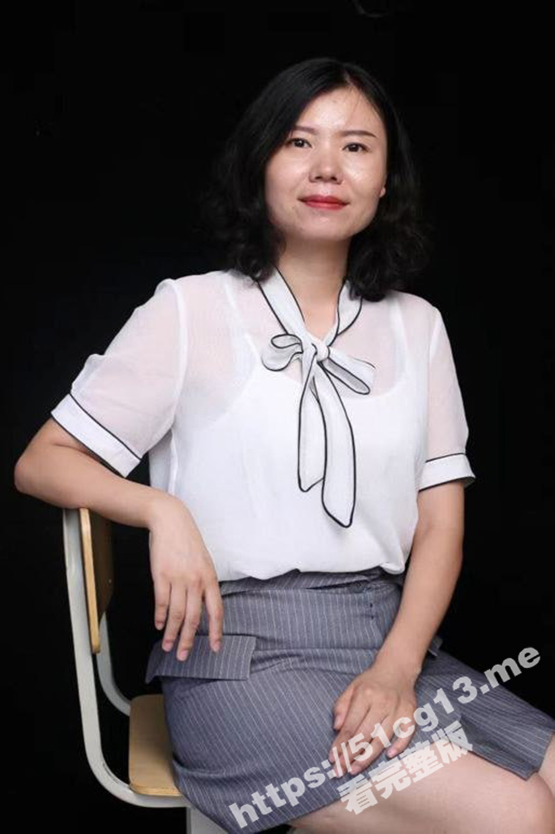 42岁熟女老师偷情学生！重庆中学老师 王家秀 偷情出轨自己学生 视频一经流出一片哗然！