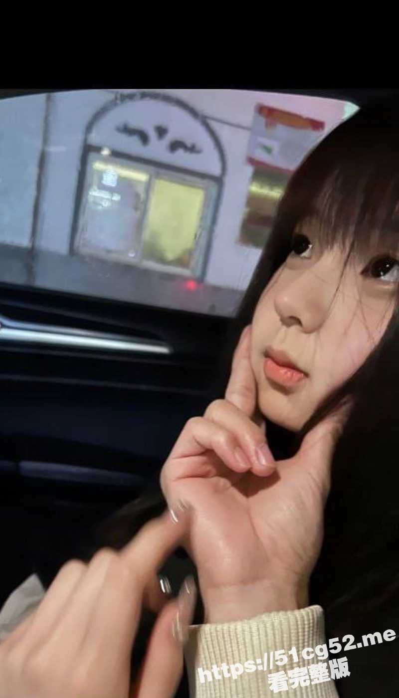 极品小萝莉 如此稚嫩的年纪就有如此之多的经验！超对白有趣 一句 没我前任大 破大防啊！