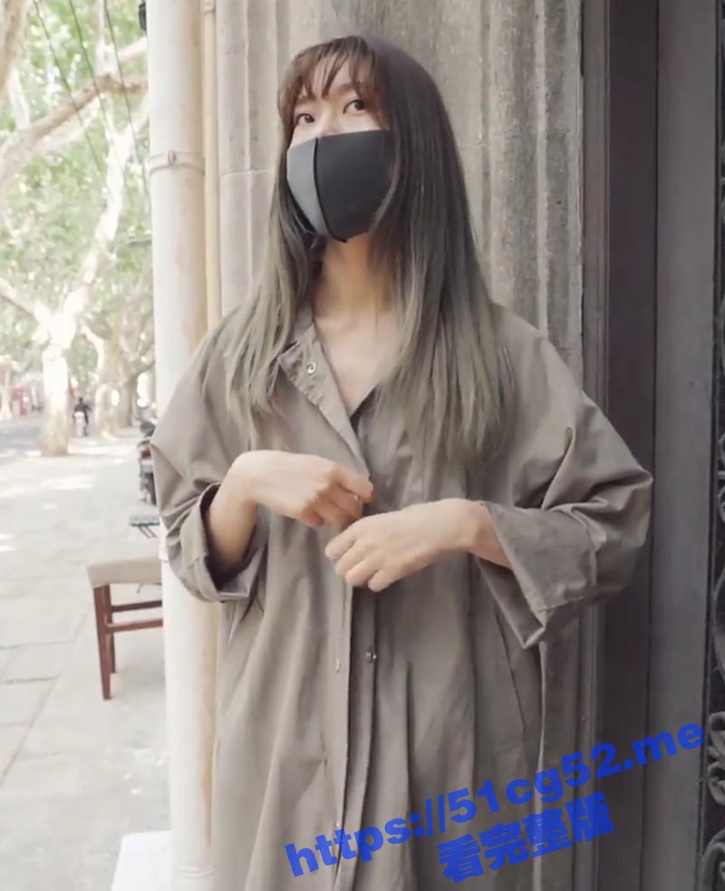 极品身材户外全裸调教 北京天使Fox上海行 在闹市商场全裸露出放飞自我！