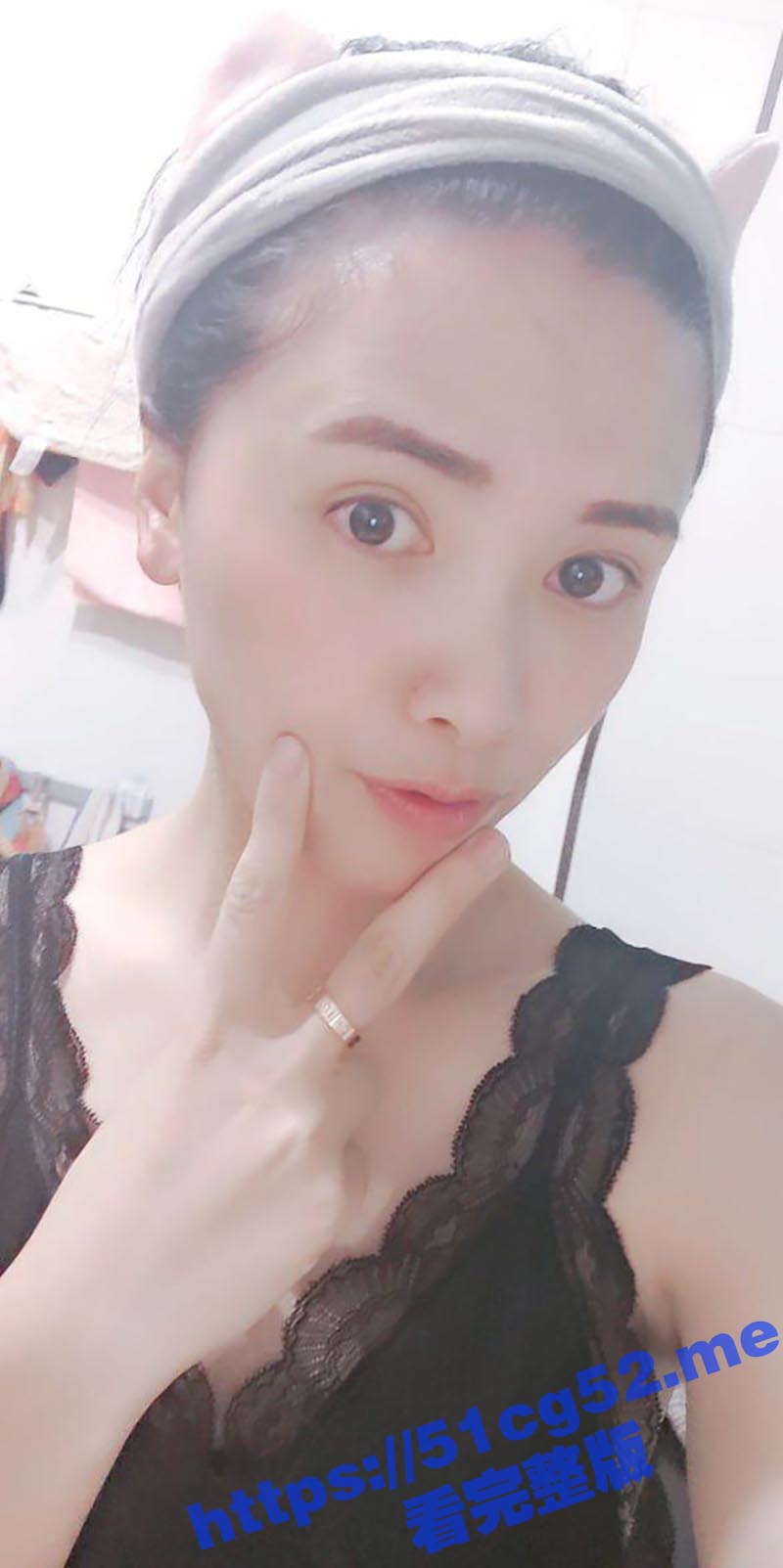 绍兴移动公司客户经理 李清 清纯高颜值母狗 被炮友调教牵着狗绳后入 闷骚人妻诠释真正的母狗养成记