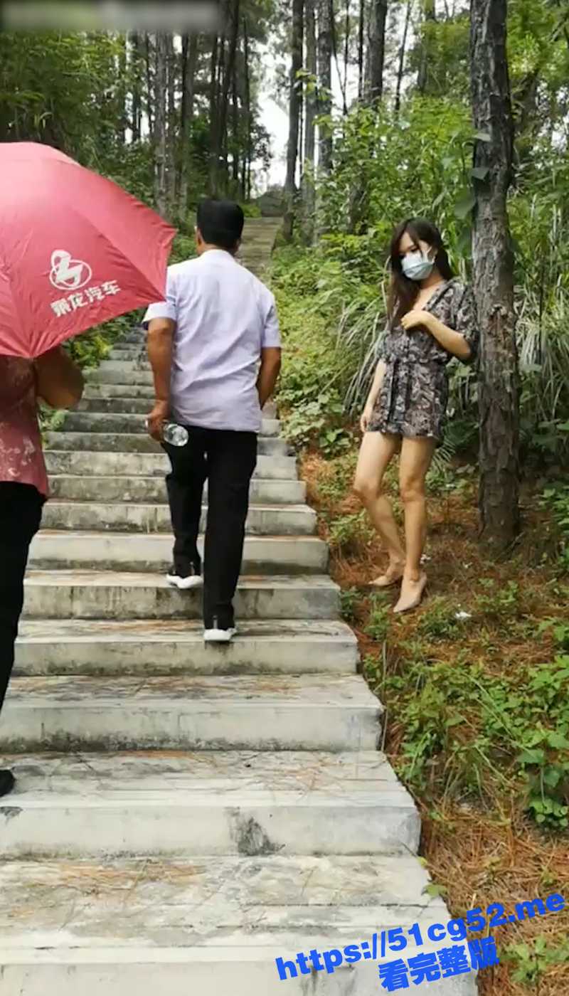 推特女神 一枫叶子 露出口交啪啪合集 高颜值母狗喜欢露出野战 热爱分享肉体！