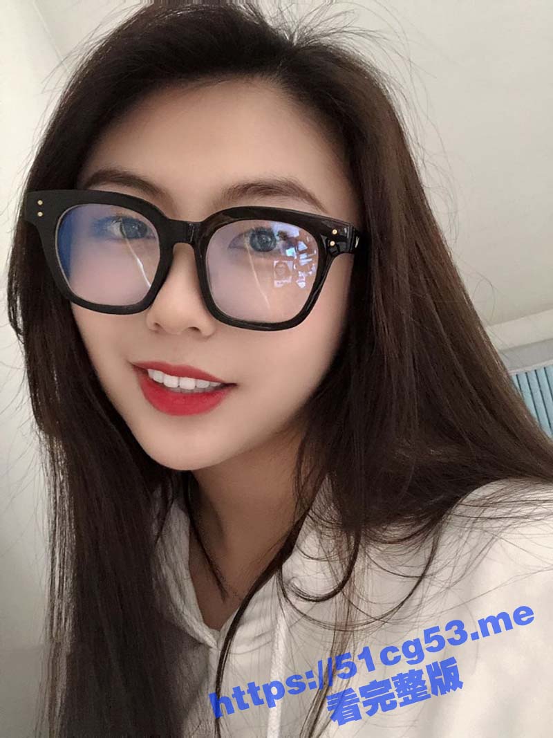河南某公司绝美女经理 淫荡开放身材极品 肥厚鲍鱼性感大屁股 绝对是完美炮架子 分手后遭报复流出视频