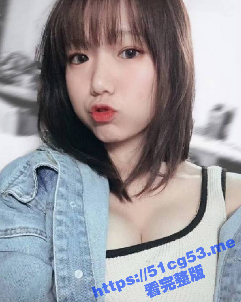 台湾探花财子约操国立女大学生 小姐姐一对大奶很吸睛 全程露脸很配合 各种姿势爆操浪叫 最后乳交喷射