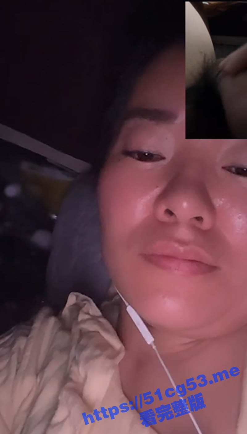 河南某中学英语老师 徐慧珊 因老公满足不了自己 长期和老公分房睡 饥渴难耐和炮友裸聊扣逼视频曝光