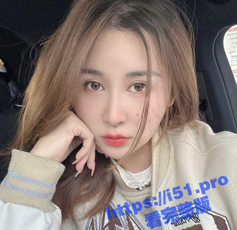 高价流出珍稀资源 顶级女神beauty最新2部合集 极品身材超高颜值 穿黑色渔网袜被情人爆操
