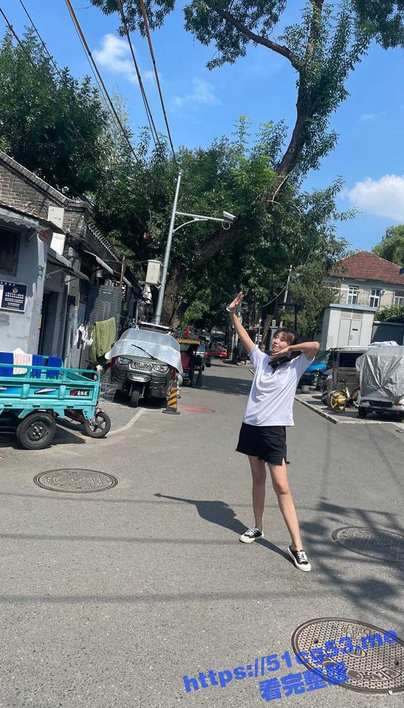 北京02年反差学生妹 周舒宝 长相神似张津瑜 与男友性爱曝光 在火车软卧露出啪啪！