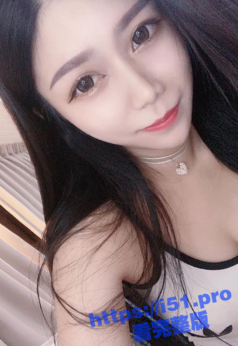 台湾超级性感的御姐巨乳妹子流出不雅自拍 绝顶嫩穴足够榨干每个男人的精液！