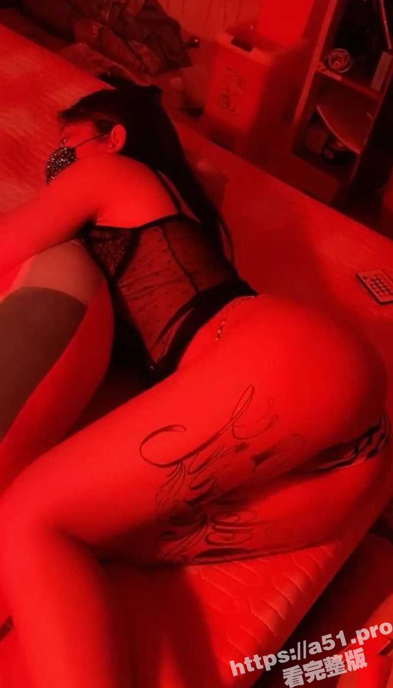 大奶嫩妹极品身材 一只小嘤嘤 与男友啪啪自拍 巨乳肥臀超顶！后入捏奶爆操超好看！